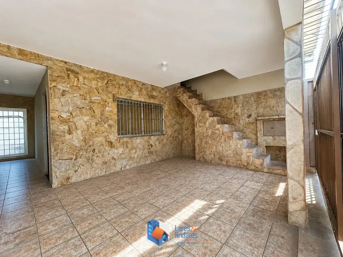 Imagem Casa para venda em Vila Miriam com 5 quartos, sendo 1 suíte, 126m²