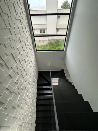Imagem Casa nova com 3 suítes no bairro Pedra Branca