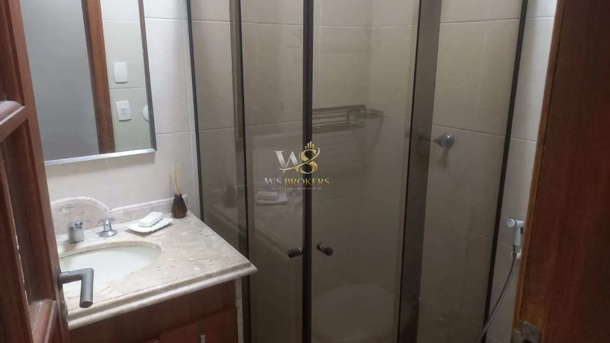Imagem Apartamento para alugar em Rio de Janeiro, Copacabana, com 2 quartos, 80mm2