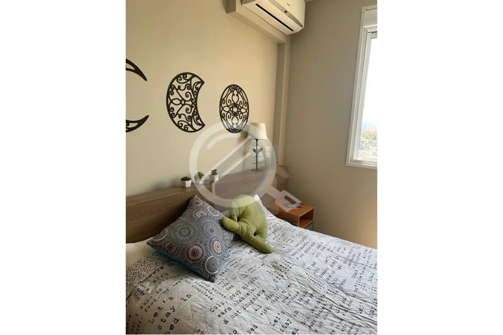Imagem Apartamento com 02 quartos (01 suíte), living, cozinha com churrasqueira, área de serviço e vaga ...