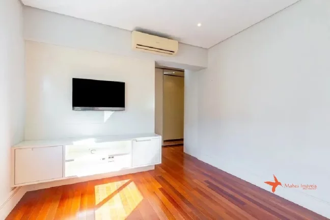 Imagem Apartamento à venda em Pinheiros, São Paulo-SP: 3 quartos, 3 suítes, 3 salas, 5 banheiros, 3 vagas, 150m². Próximo ao Hospital das Clinicas!