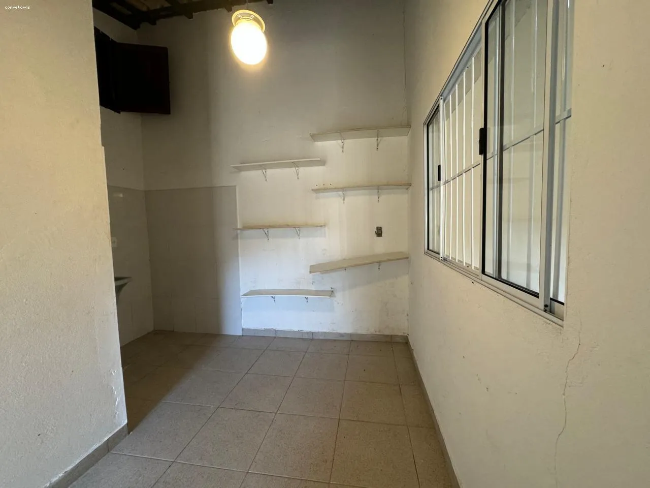 Imagem Sobrado para Venda em São Sebastião, São Francisco da Praia, 3 dormitórios, 2 suítes, 4 banheiros, 3 vagas