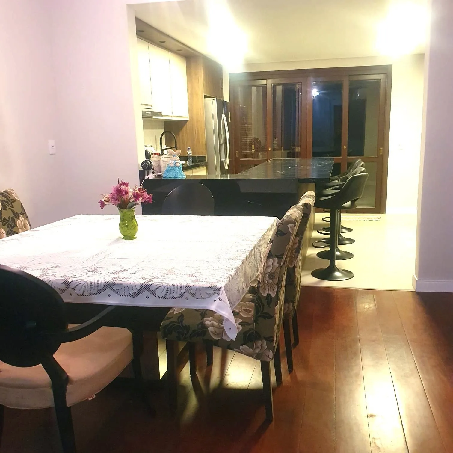 Imagem Sobrado no Menino Deus de 3 dormitórios e vaga