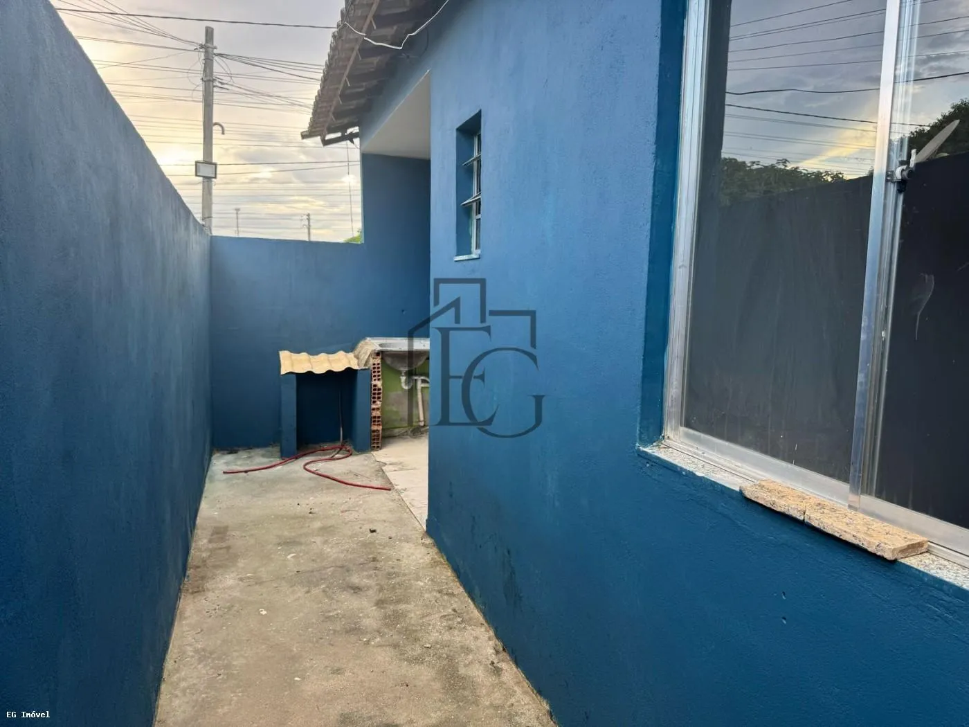Imagem Casa para Venda em Araruama, Centro (Iguabinha), 2 dormitórios, 1 banheiro, 1 vaga