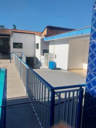 Imagem vende se chácara em Itaquaquecetuba.