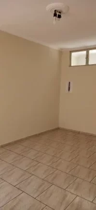 Imagem Casa 3 dormitórios, sendo uma suíte locação para comercial e ou residencial
