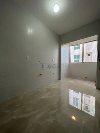 Imagem Apartamento com 2 dormitórios à venda no Centro de Balneário Camboriú/SC