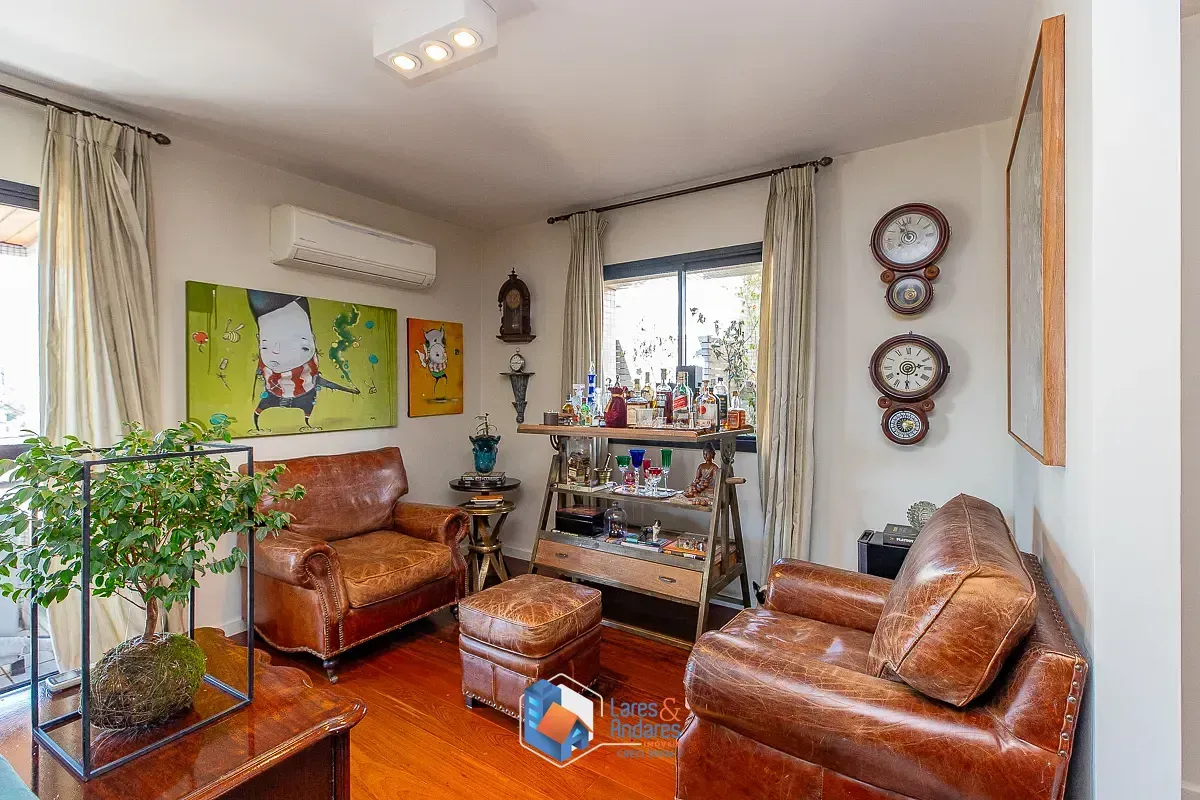 Imagem Duplex para venda em Vila Andrade com 4 quartos, sendo 2 suítes, 233m²