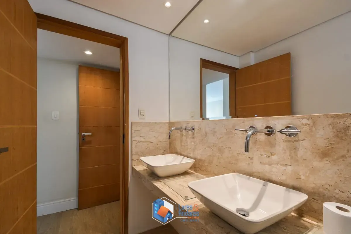 Imagem Apartamento para venda em Pinheiros com 3 quartos, sendo 1 suíte, 157m²