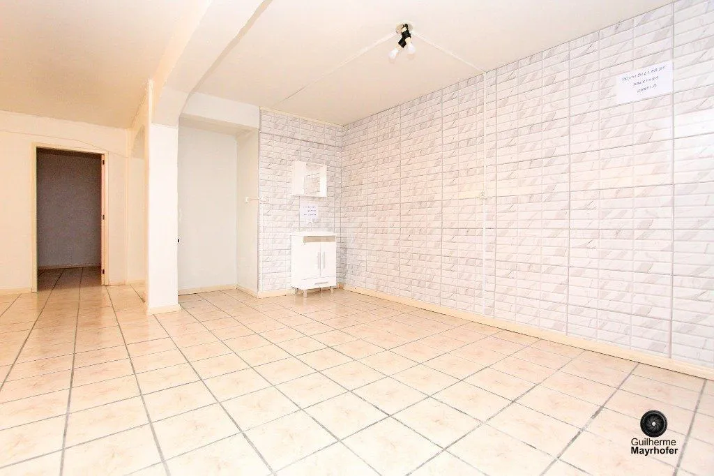 Imagem Casa para Venda - 233m², 4 dormitórios, 5 vagas - Nonoai