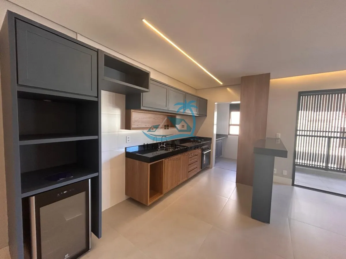 Imagem Apartamento de alto padrão à venda a 70m do mar na Praia da Enseada em Ubatuba