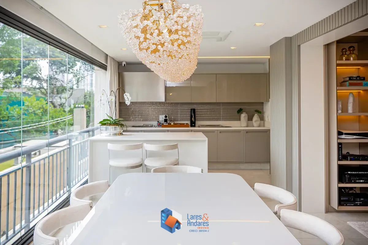Imagem Apartamento garden para venda em Vila Olímpia com 3 quartos, sendo 3 suítes, 220m²
