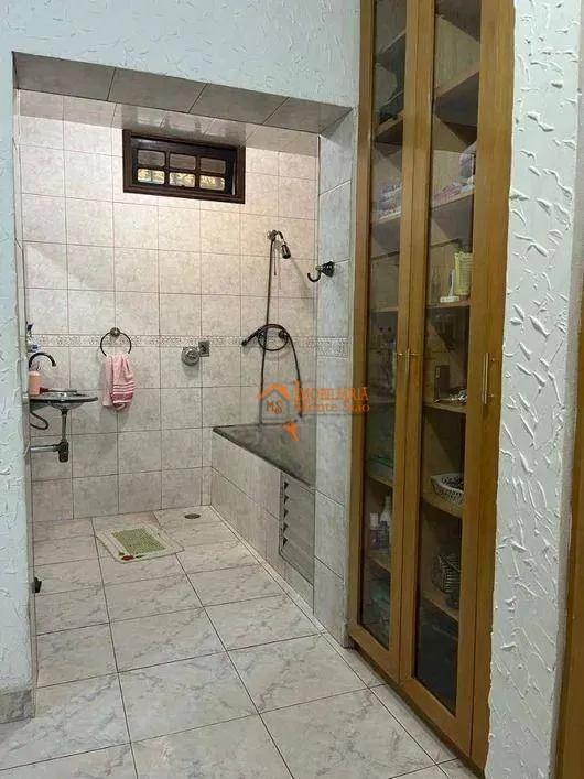 Imagem Sobrado com 6 dormitórios à venda por R$ 873.300,00 - Vila Maria Tereza - Guarulhos/SP