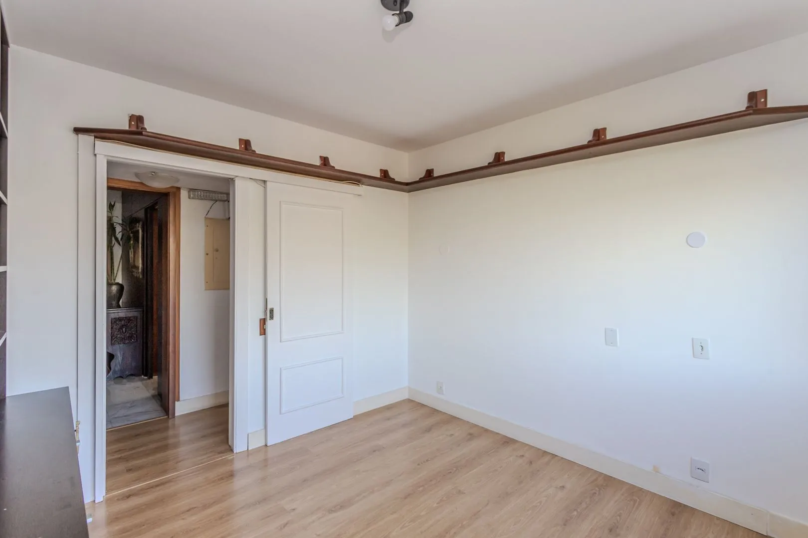 Imagem Apartamento no Moinhos de Vento de 3 dormitórios vaga e infra DESOCUPADO