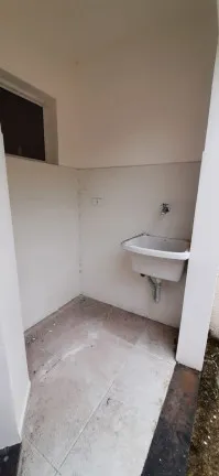 Imagem Sobrado com 2 Quartos à Venda, 100 m² em Jardim Porto Novo - Caraguatatuba