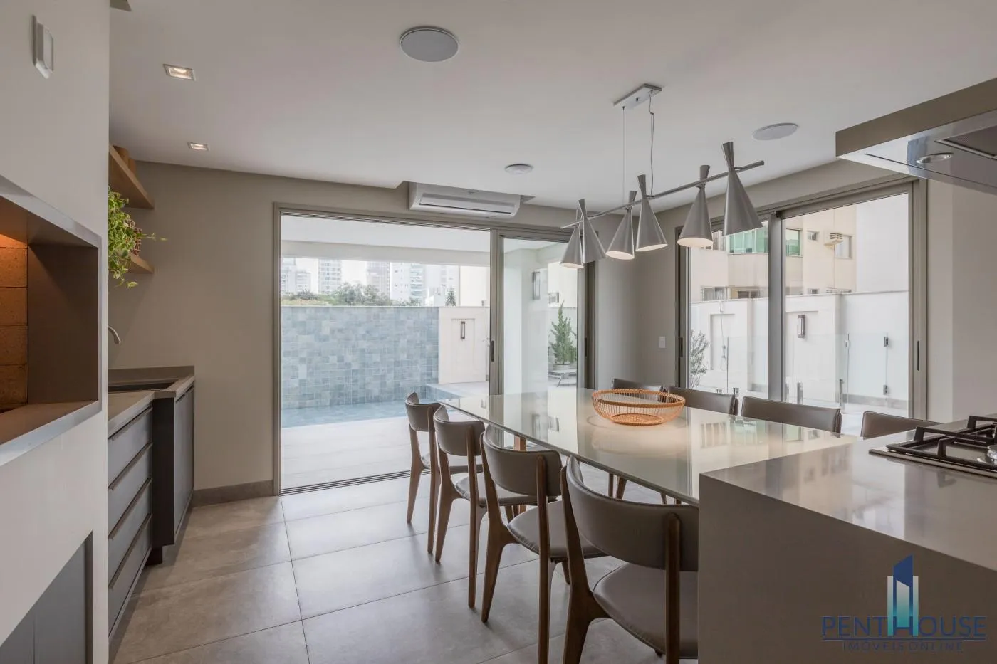 Imagem Apartamento Zona Central para Venda em Balneário Camboriú, CENTRO, 4 dormitórios, 3 suítes, 4 banheiros, 3 vagas