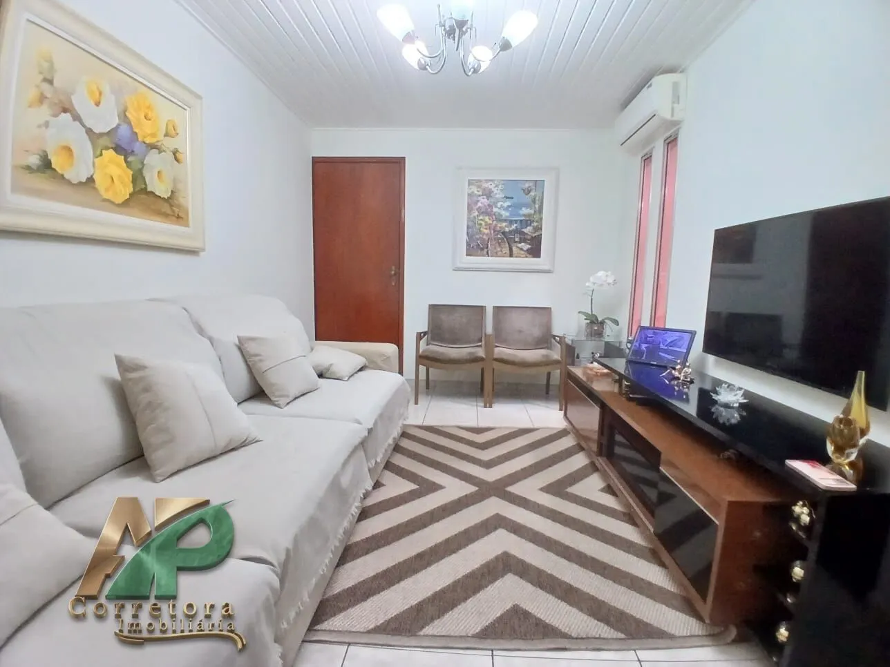Foto do imóvel Oportunidade na Vila Rica SP: Casa Ampla com 4 Dorms (2 Suítes) por R$ 590 Mil!