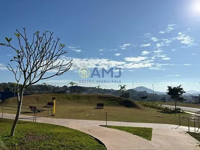 Imagem Lote Exclusivo à Venda no Plateau d'Or Privilege - 1ª Etapa | 736 m² | Fundo para Via Verde