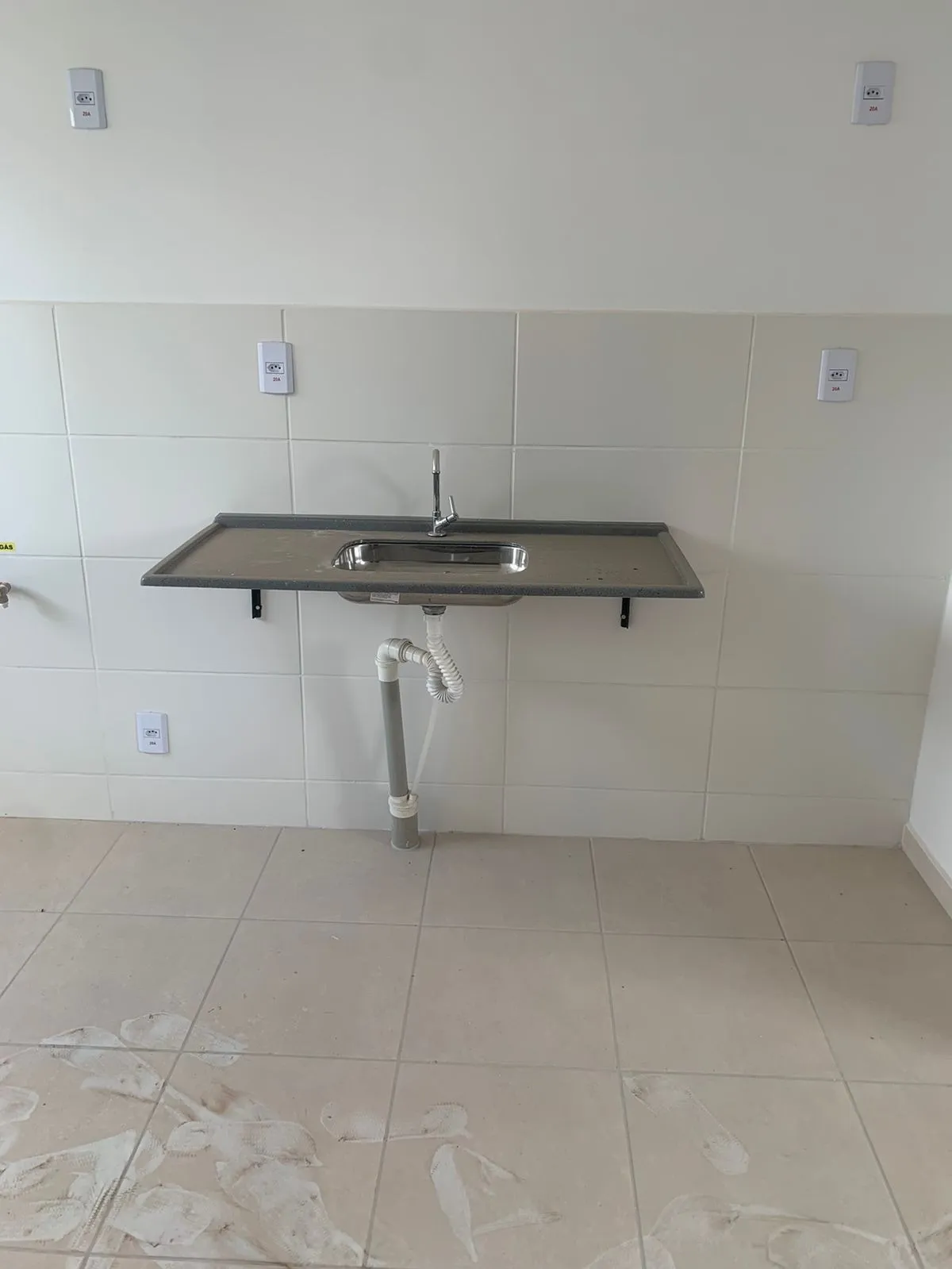 Imagem Apartamento à Venda no Condomínio Lar Toronto - Wanel Ville