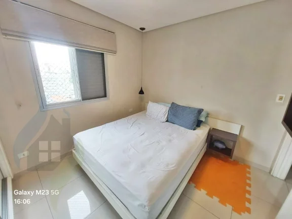 Imagem Apartamento Lindo, Reformado, 2 dorms, 1 banheiro, 1 vaga coberta