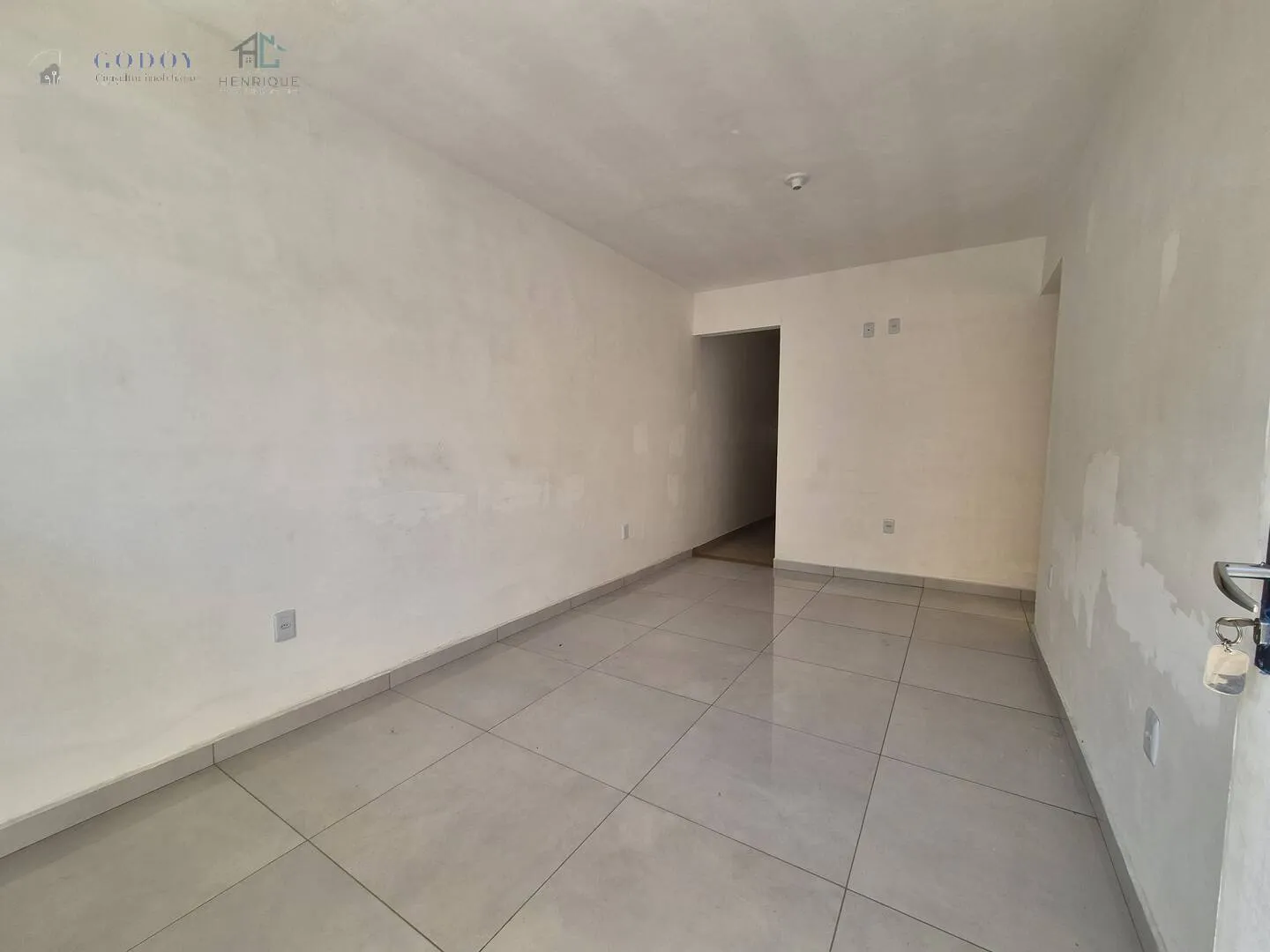 Imagem Casa para Locação com Suíte e Vaga Coberta no Boa Vista
