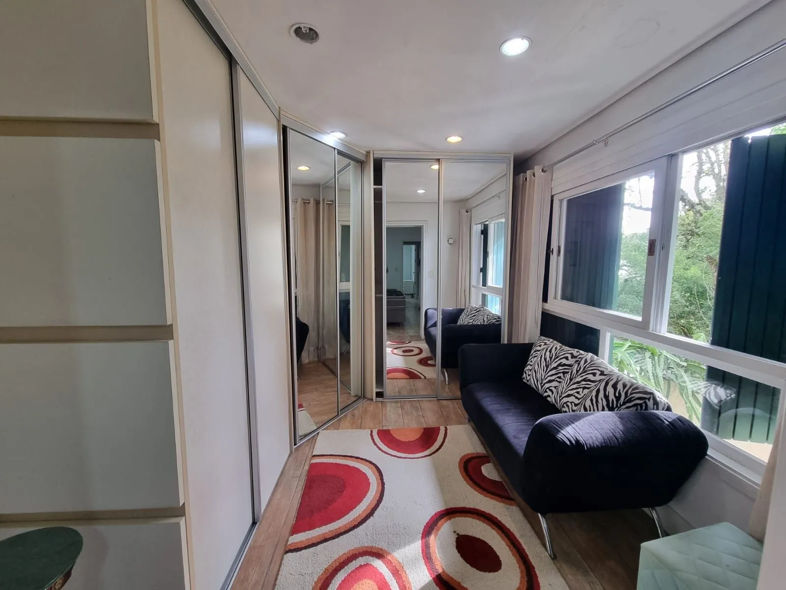Imagem Casa em Condomínio 3 Suítes / Bairro Ipanema