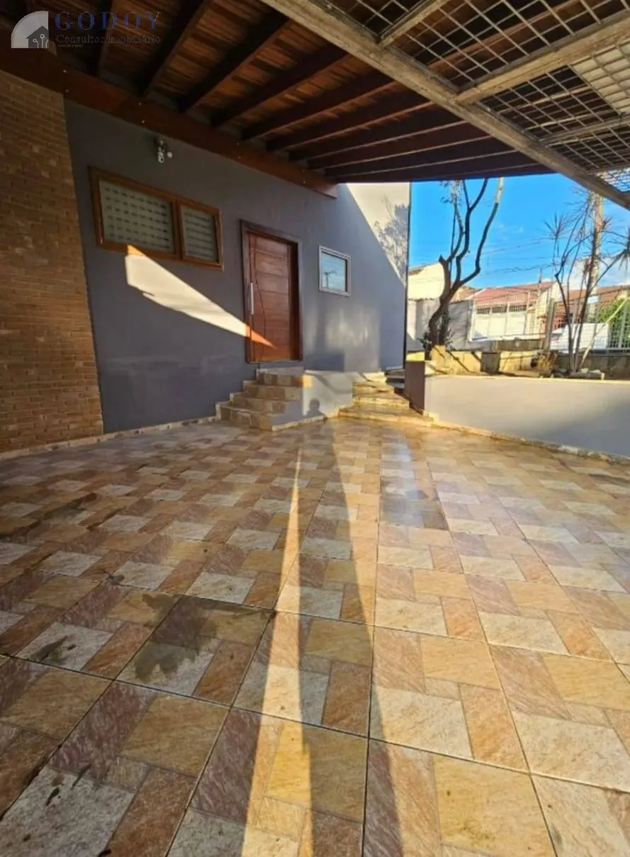 Imagem Excelente oportunidade, casa próximo ao centro da cidade.