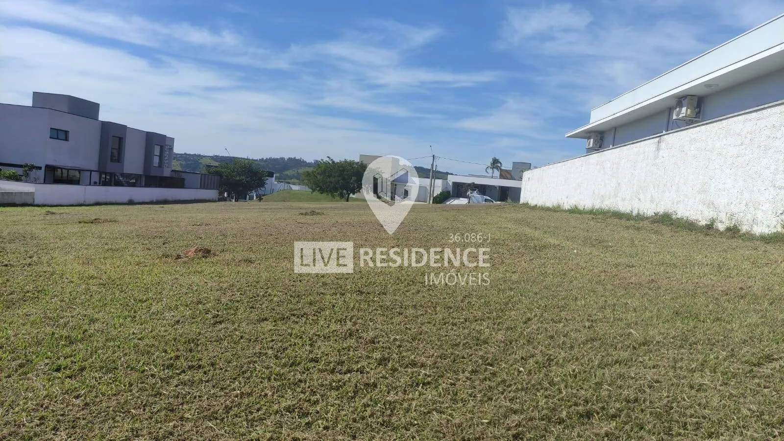 Imagem Lote à Venda no Condomínio Sete Lagos - Excelente Topografia e Localização!