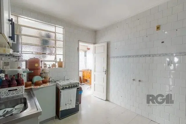 Imagem Apartamento 02 dormitórios no Bairro Floresta em Porto Alegre
