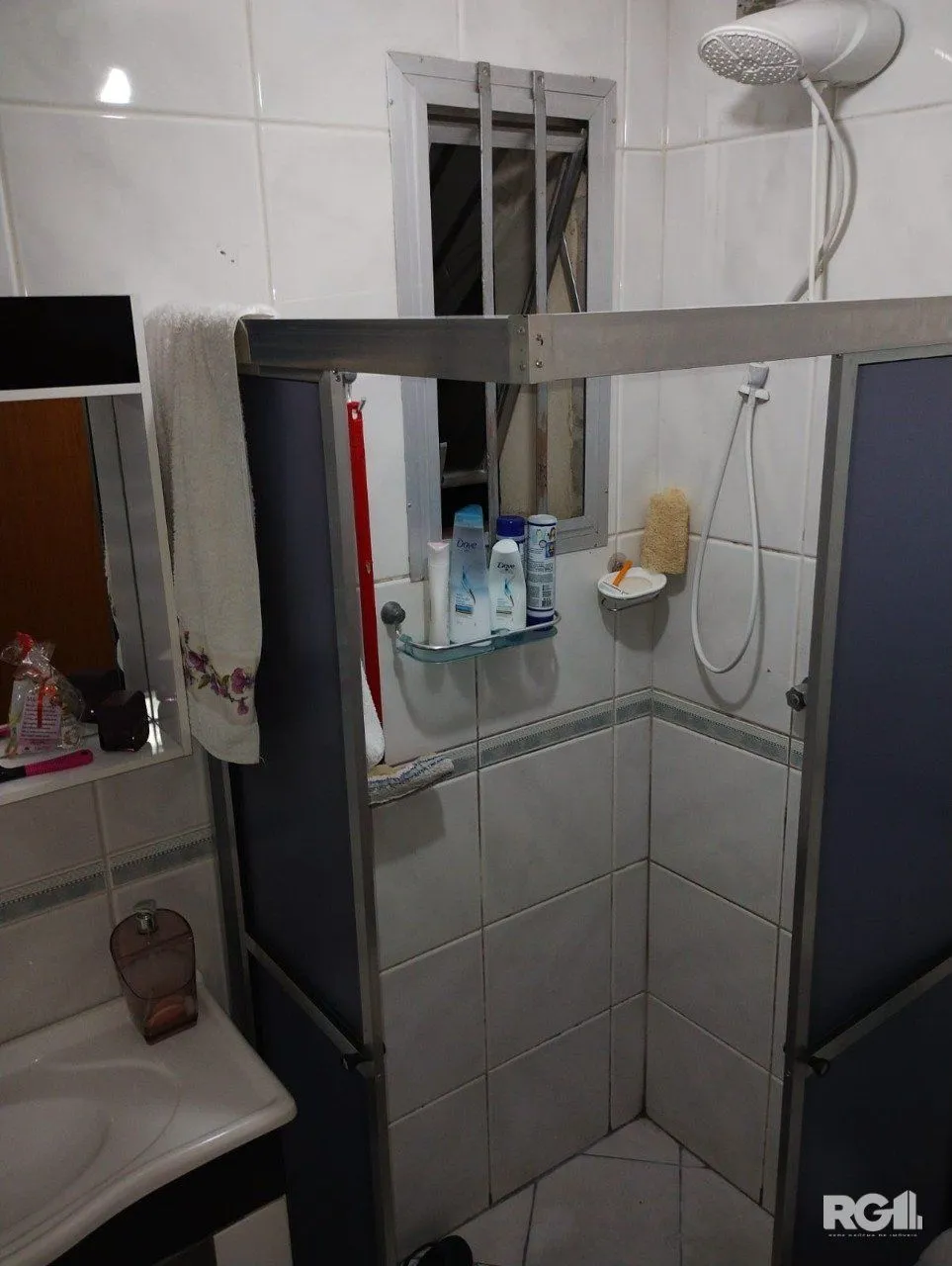 Imagem Apartamento de 1 dormitório com vaga de garagem escriturada na Rua Lopo Gonçalves.