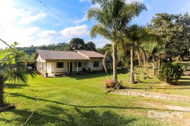 Imagem CASA NA LOCALIDADE FAZENDINHA - RIO NEGRO/PR - Terreno com 1.500m2 - Residência com 150,00m2 - PREÇO DE OPORTUNIDADE.