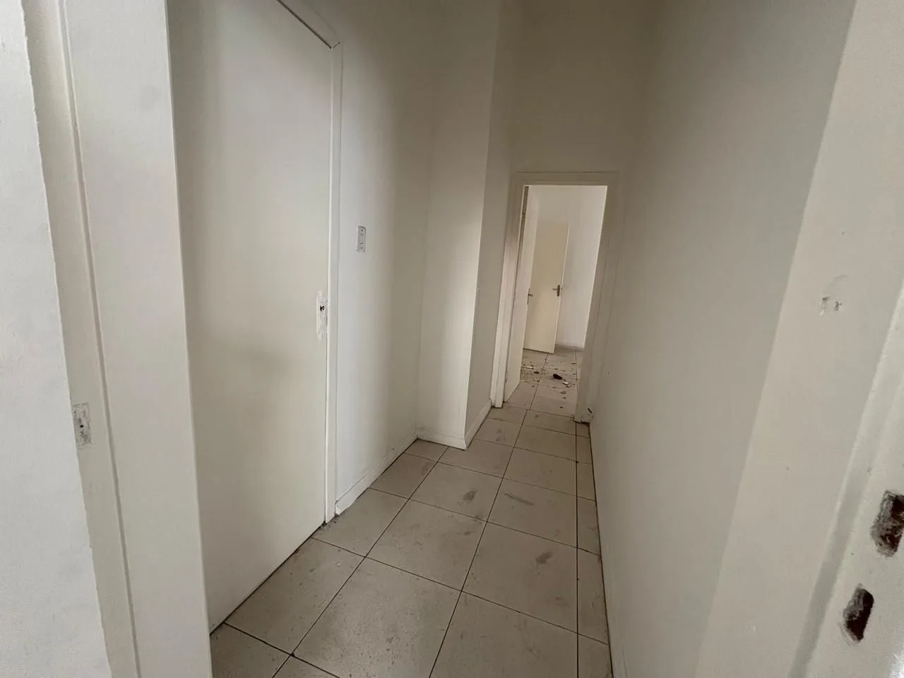 Imagem Sala comercial 822,66m² no centro de Porto Alegre