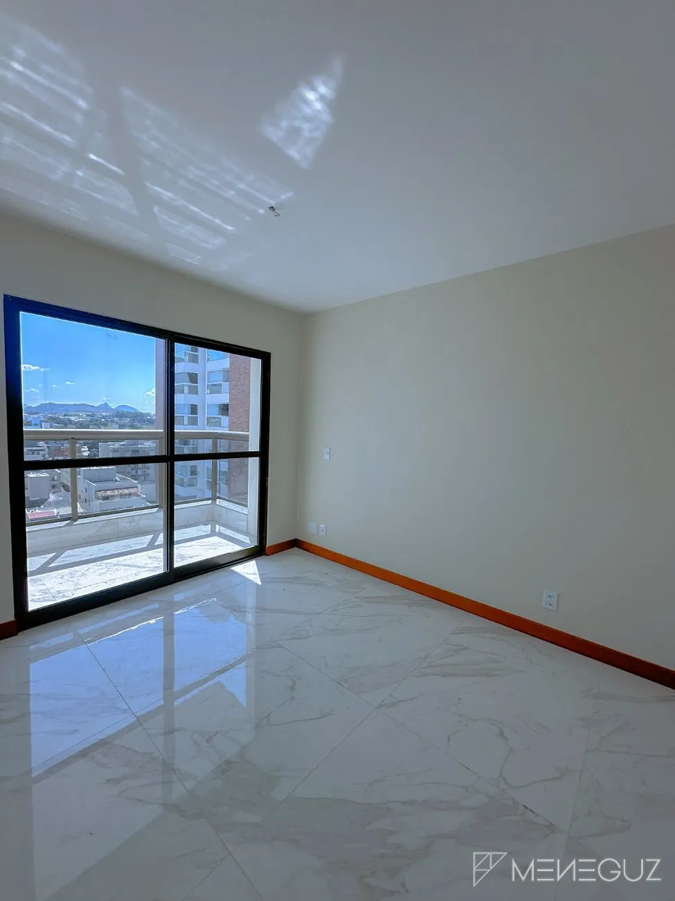 Imagem Apartamento 3 quartos a venda na quadra do mar da Praia do Morro