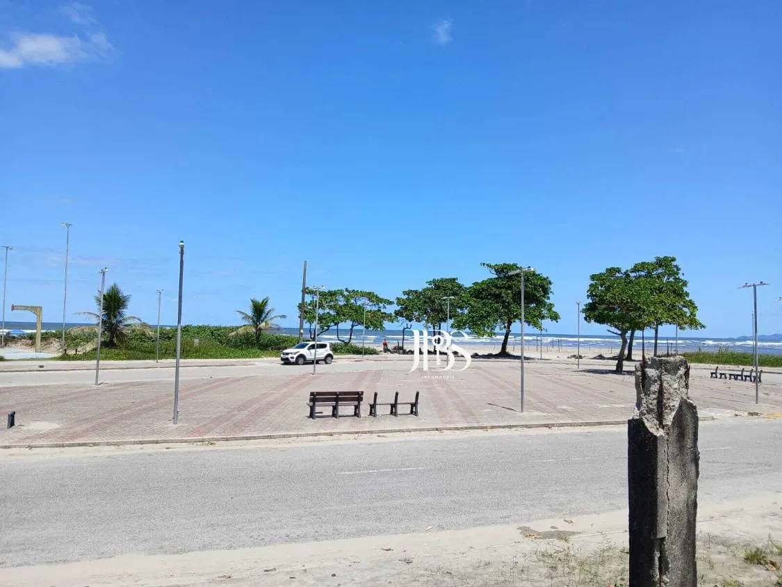 Imagem TERRENO FRENTE AO MAR COM 463,00m² BAIRRO GAIVOTAS