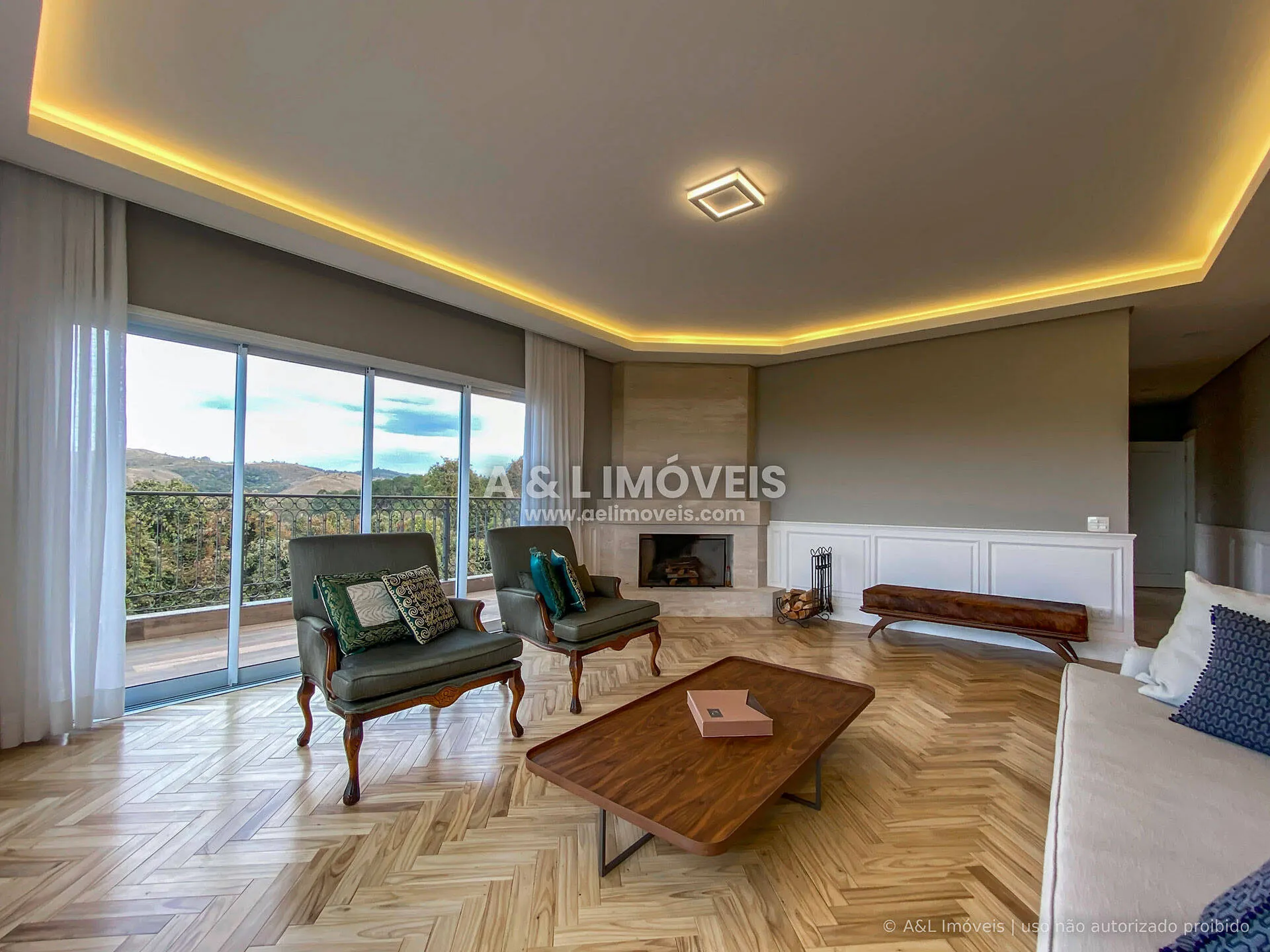 Imagem Casa de Luxo | Alto do Capivari | 793 m² | SPA e Casa de Hóspedes