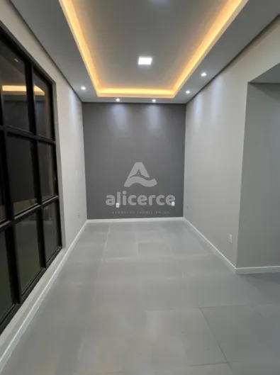 Imagem Casa à venda com 2 quartos 1 suíte, 117m² em Forquilhas São José