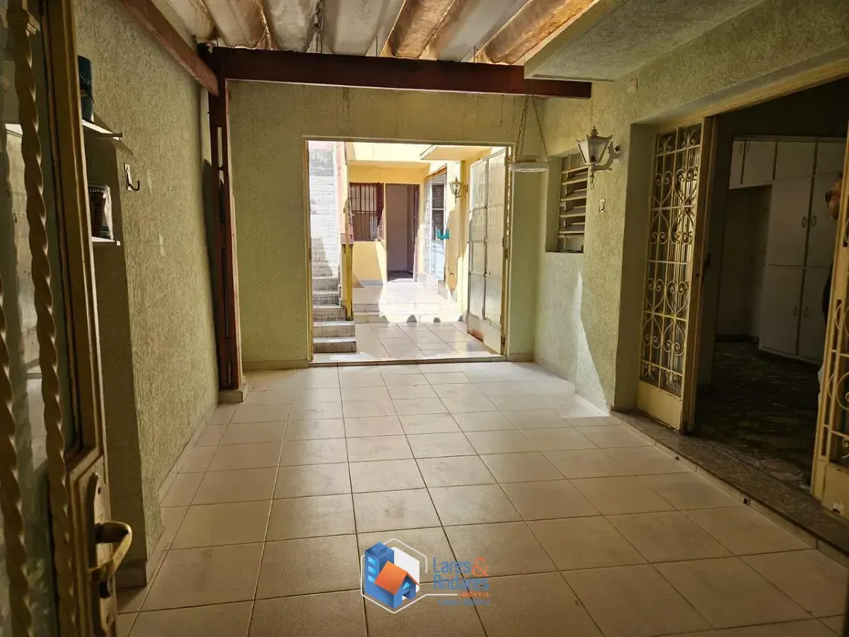 Imagem Casa para venda em Água Branca com 3 quartos, sendo 2 suítes, 228m²