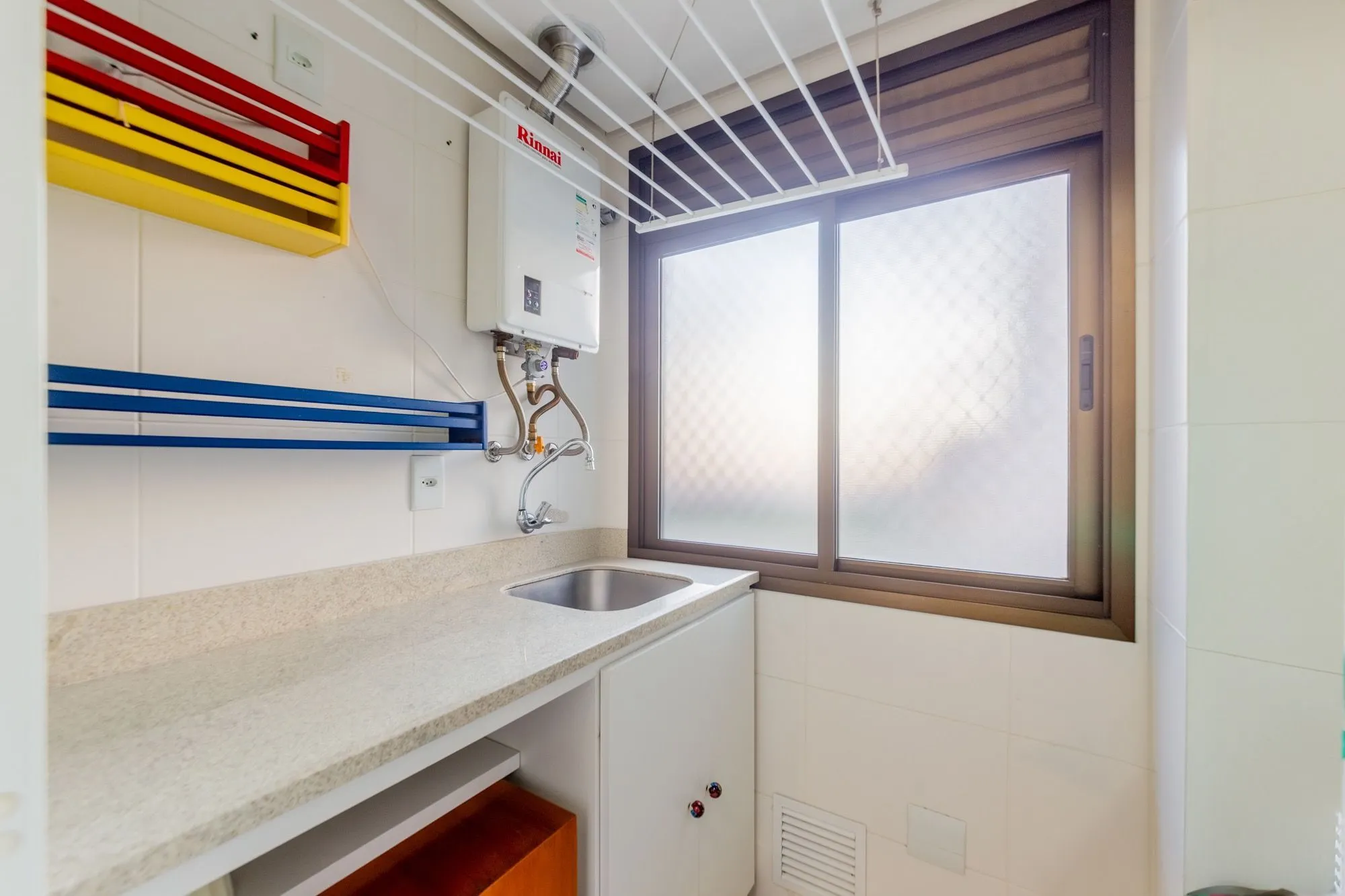 Imagem Apartamento com 2 suites, lavabo e 2 vagas de garagem no Bairro Rio Branco