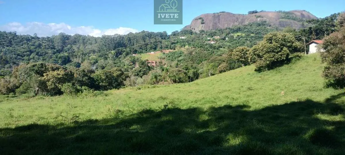Imagem Ampla Área Rural à Venda em Pedra Bela/SP - Vista para a Pedra Maria Antônia