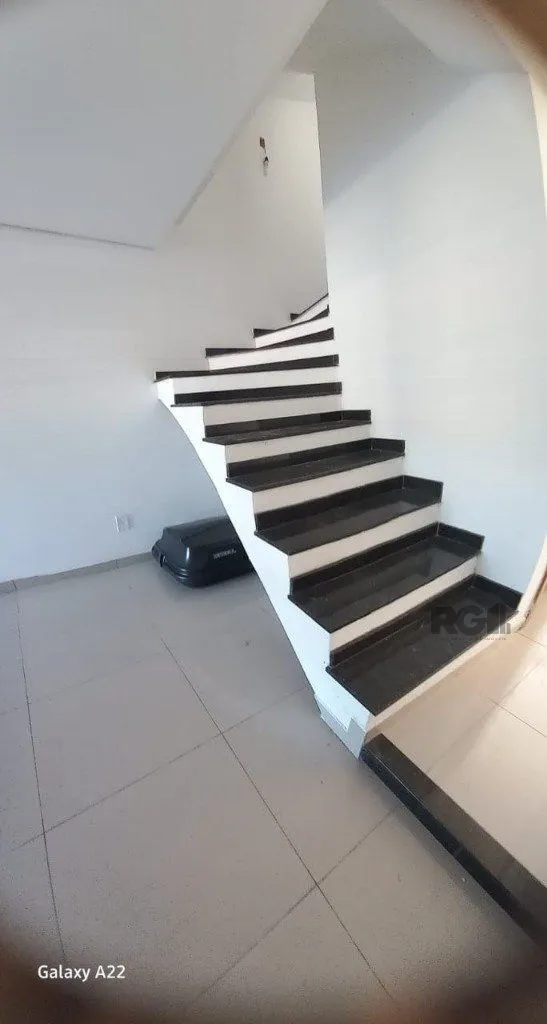 Imagem sobrado - 3 dorms. - 2 vagas - 234,35 m² - Mário Quintana