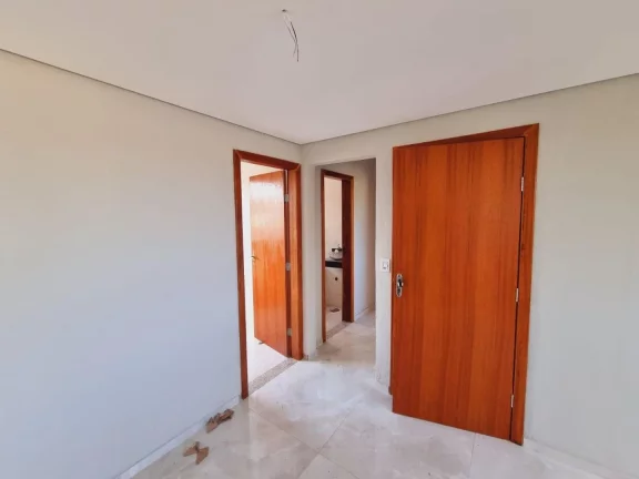 Imagem Casa à venda em Igarapé MG, bairro Resplendor.