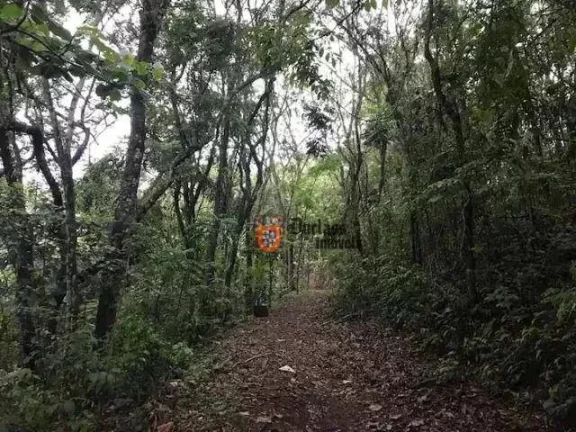 Imagem Chácara com 6 dormitórios à venda, 10024 m² por R$ 2.150.000,00 - Parque Petrópolis - Mairiporã/SP