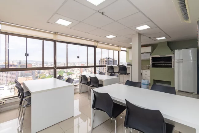 Imagem Sala para venda no bairro Moinhos de Vento em Porto Alegre