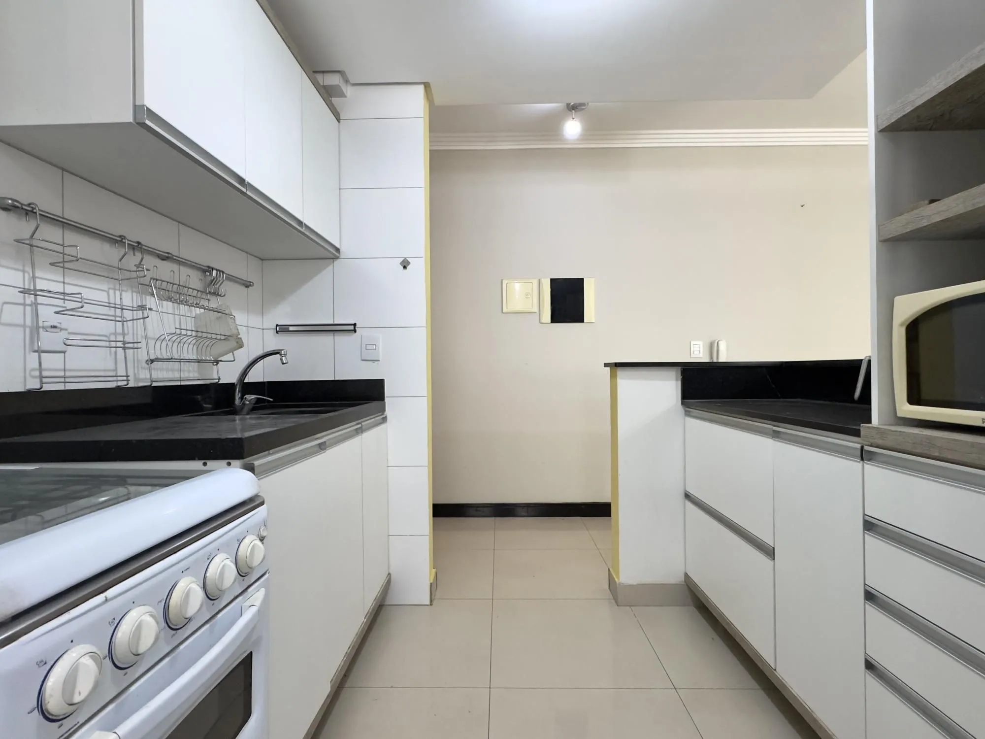 Imagem APARTAMENTO 2 DORMITÓRIOS, SENDO 1 SUÍTE COM VAGA DE GARAGEM NO BAIRRO SANTANA