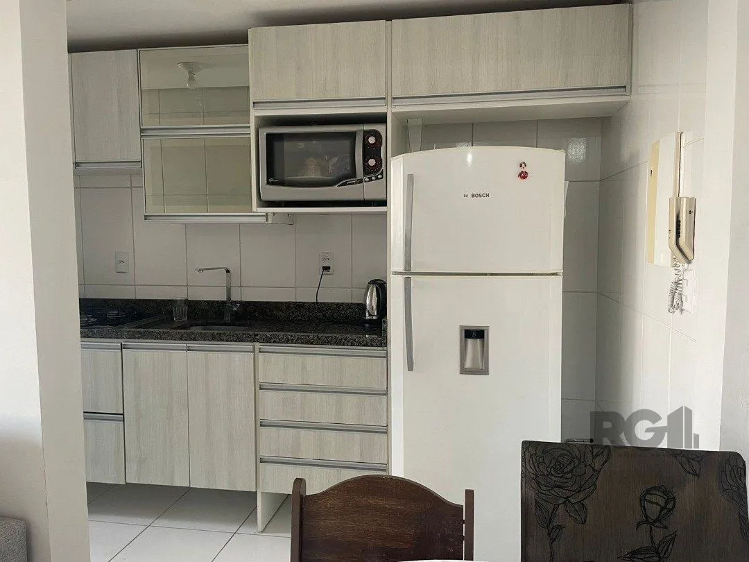 Imagem Apartamento 2 dormitório no Bairro Marechal Rondon com vaga coberta