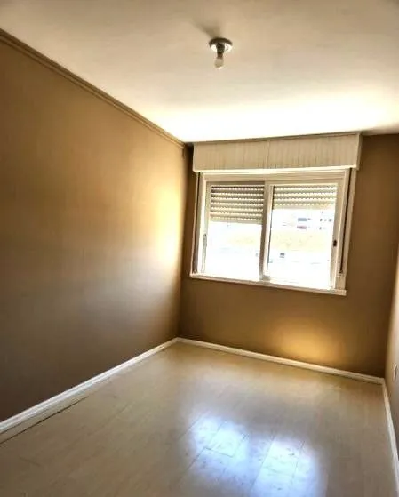 Imagem Apartamento no Menino Deus de 2 dormitórios DESOCUPADO