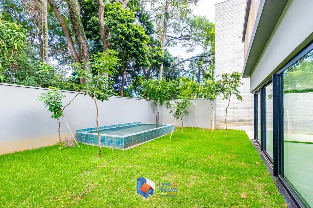 Imagem Casa em condomínio para venda em Brooklin com 3 quartos, sendo 3 suítes, 739.56m²