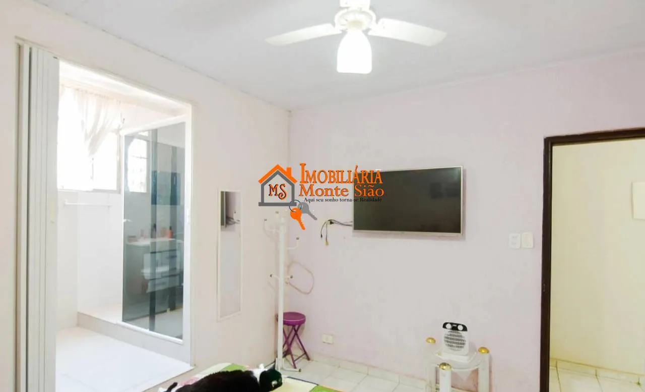Imagem Sobrado com 3 dormitórios à venda, 266 m² por R$ 600.000 - Jardim Paraventi - Guarulhos/SP