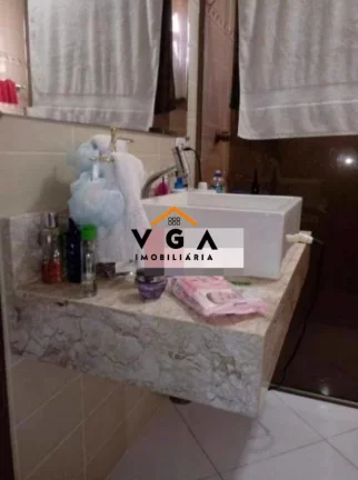 Imagem Sobrado para Venda em São Paulo, Cidade Patriarca, 3 dormitórios, 2 banheiros, 3 vagas