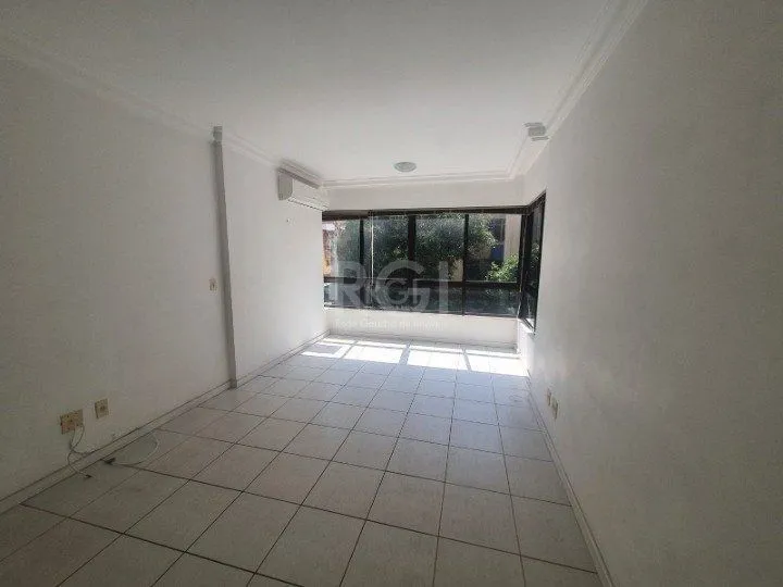 Imagem Apartamento para Venda - 90m², 2 dormitórios, 1 vaga - Mont Serrat